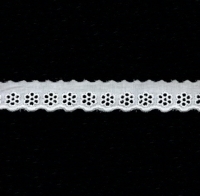 Batistspitze Blume 18 mm